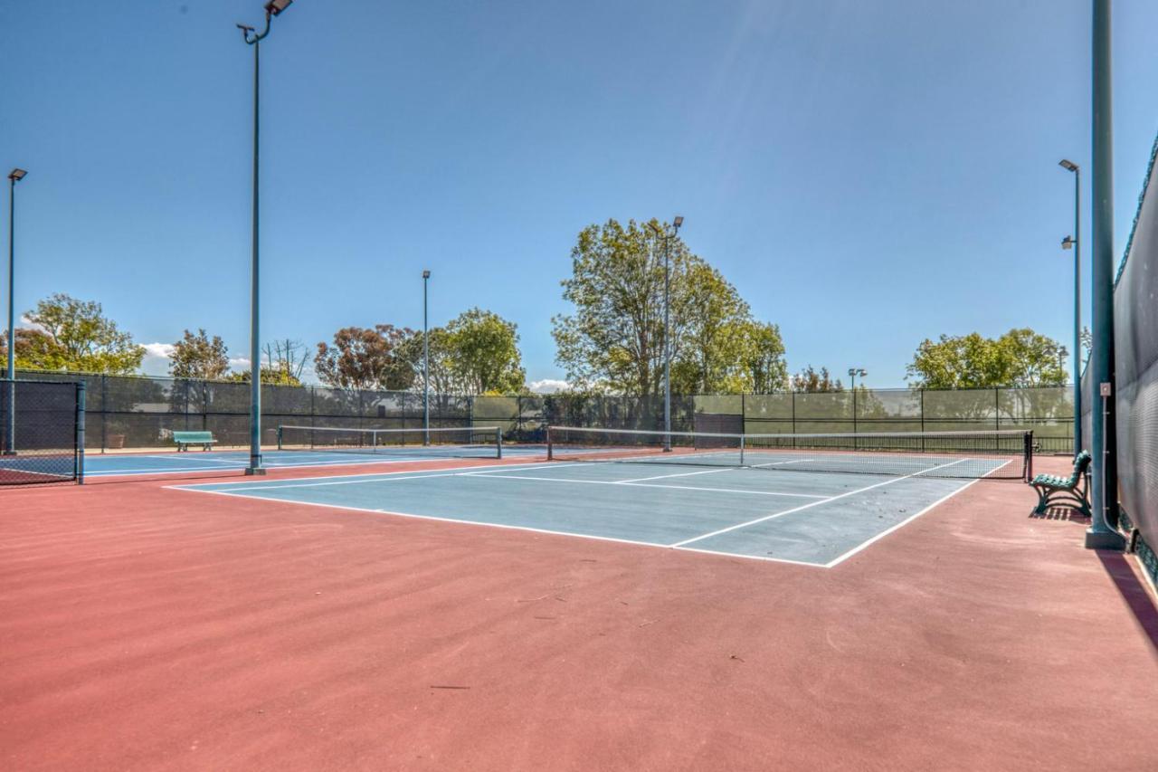 Apartment Playa Del Rey 2br W Pool Gym Nr Lax Lax-426 *